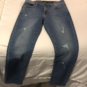 Mens Lucky Brand jeans never worn. Very comfortable. New condition 30/32